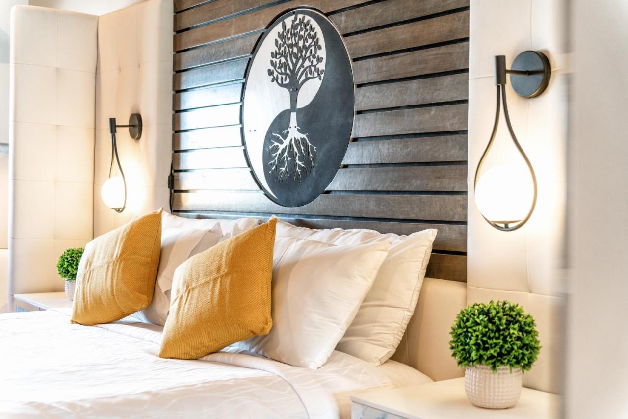 Aspire Inn Studios & Spas Bellflower Eksteriør billede
