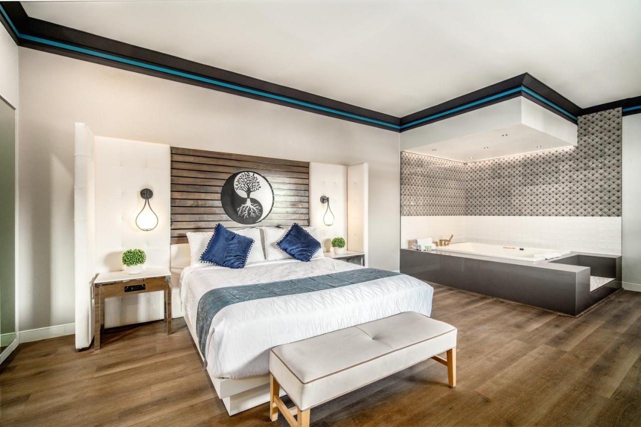 Aspire Inn Studios & Spas Bellflower Eksteriør billede